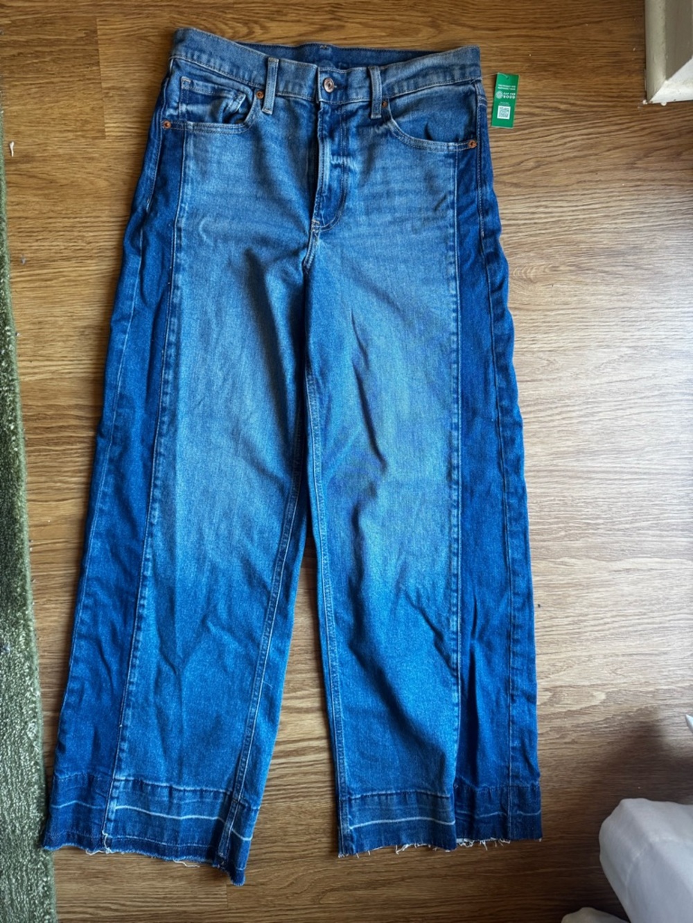 NWT GAP Two-Tone Blue Wide Leg Jeans